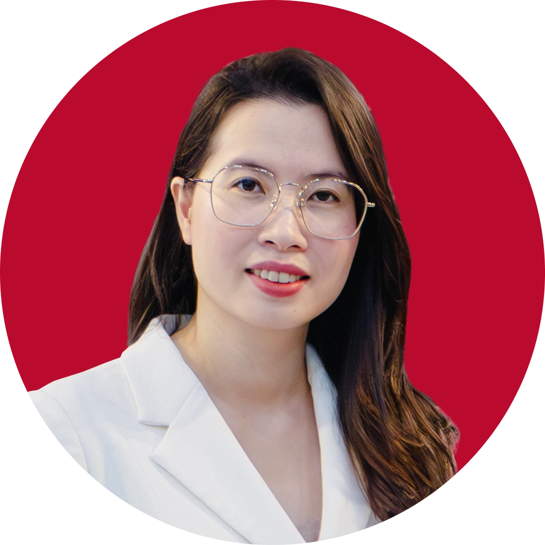 Portrait of Sophia Thuy Ng, Founder of RiseB2B